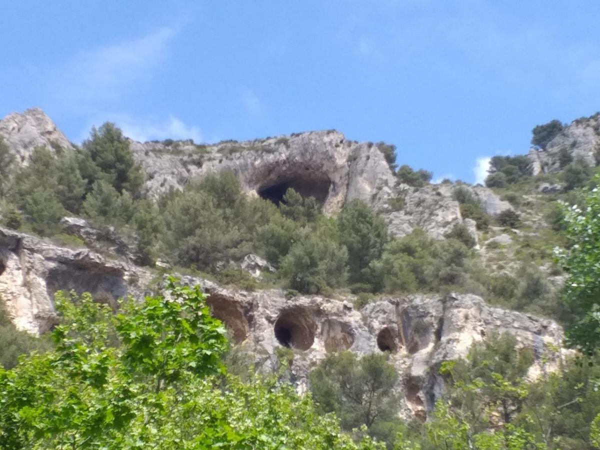 Maison Au Coeur De Fontaine De Vaucluse, Nichee Sur Le Rocher Et Surplombant La Sorgue Eksteriør billede